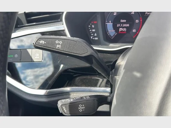 Audi Q3 Sportback (2021) — foto 16 van 29