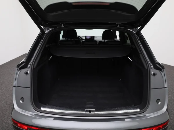 Audi Q5 (2023) — foto 4 van 44