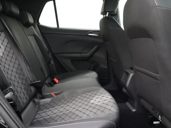 Volkswagen T-Cross (2025) — foto 16 van 26