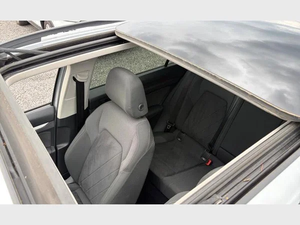 Volkswagen Golf Variant VIII (2023) — foto 15 van 26