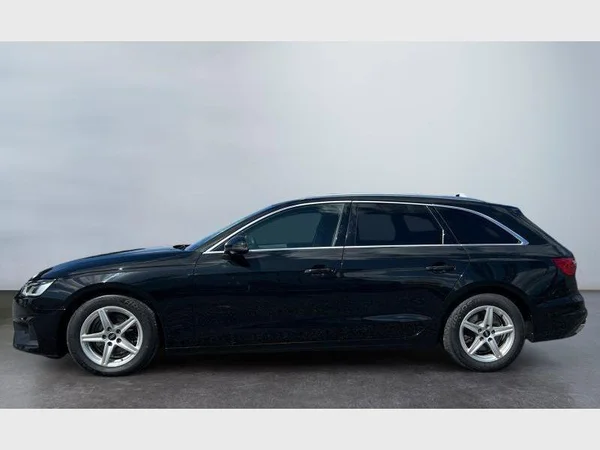 Audi A4 Avant (2022) — foto 27 van 29