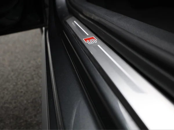 AUDI A3 Sportback (2024) — foto 6 van 21