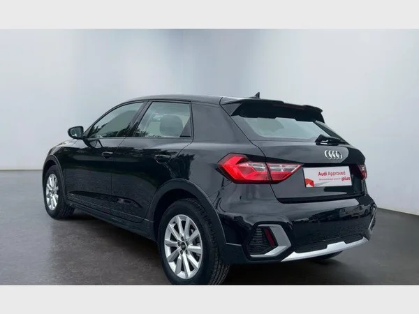 Audi A1 allstreet (2023) — foto 12 van 29
