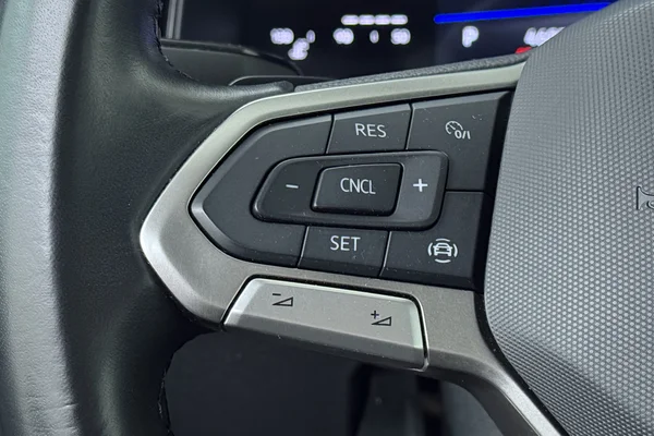 Volkswagen Taigo (2024) — foto 5 van 17