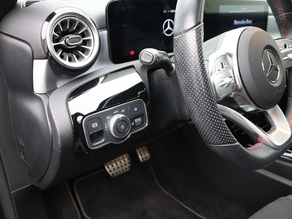 Mercedes-Benz A-Klasse (2022) — foto 26 van 26