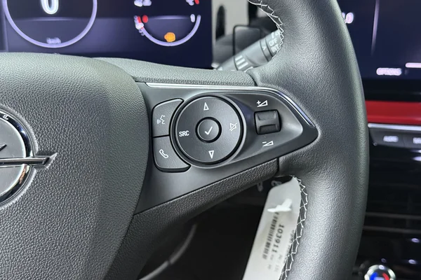 Opel Mokka (2022) — foto 6 van 16