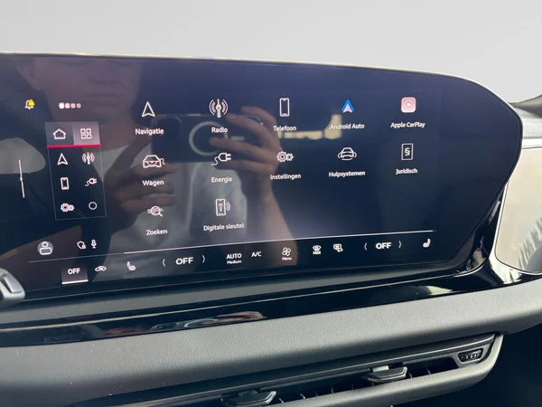 AUDI A5 Avant e-hybrid (PHEV) (2026) — foto 11 van 24