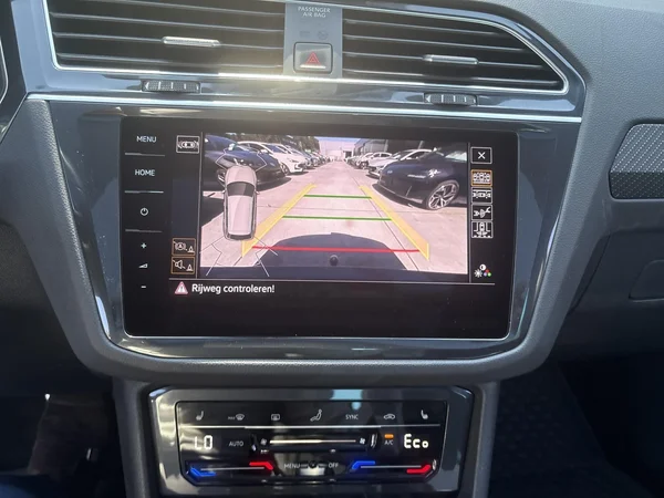 Volkswagen Tiguan (2021) — foto 6 van 16