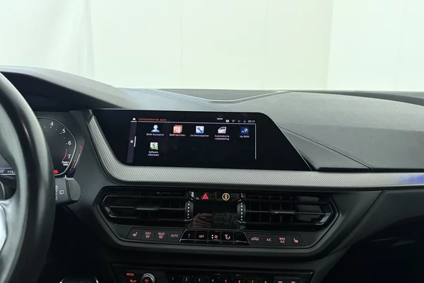 BMW 1 Hatch (F40) (2021) — foto 3 van 22