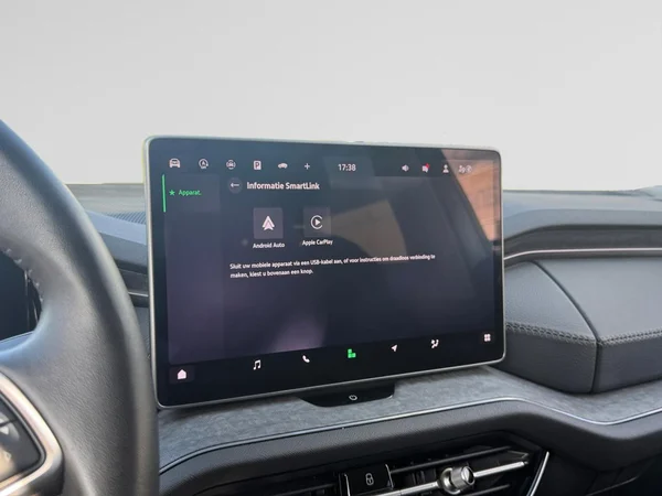 SKODA Kodiaq (2024) — foto 7 van 22