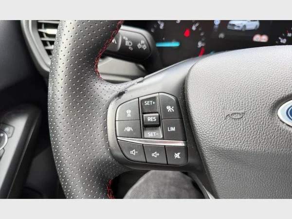 Ford Focus SW (2022) — foto 9 van 25