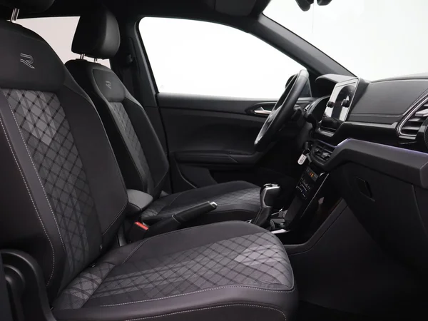 VOLKSWAGEN T-Cross (2025) — foto 23 van 28