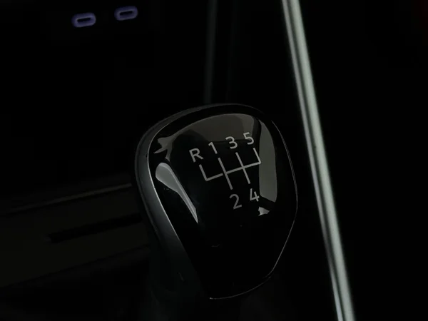 VOLKSWAGEN Polo (2022) — foto 4 van 27