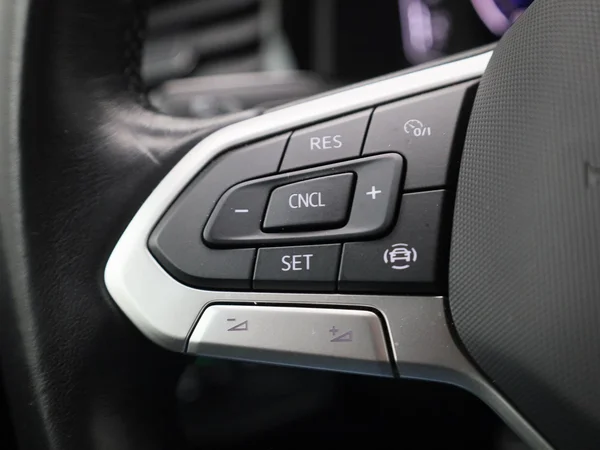 Volkswagen Polo (2022) — foto 10 van 38