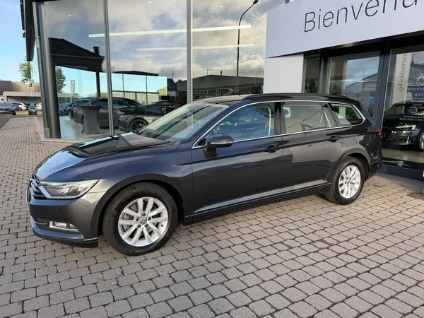 Volkswagen Passat (2019) — foto 11 van 23