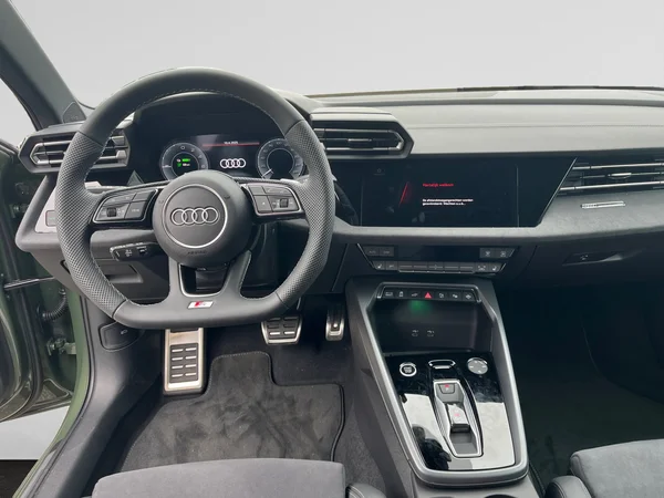 AUDI A3 Sportback (2025) — foto 15 van 24