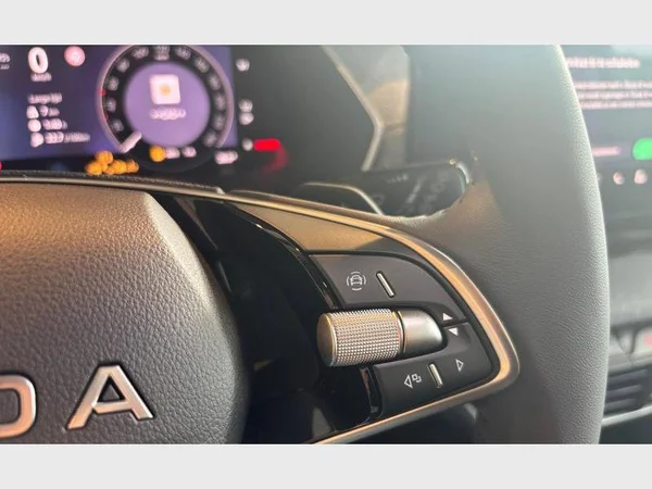 SKODA Octavia Combi (2026) — foto 10 van 27
