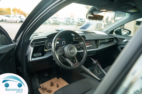 Audi A3 (2023) — foto 20 van 47