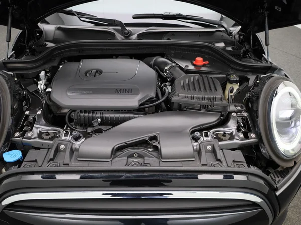 MINI Cooper (2023) — foto 24 van 40