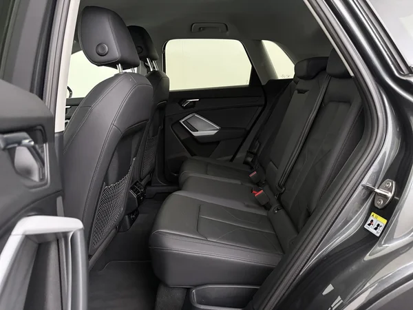 AUDI Q3 (2022) — foto 5 van 32