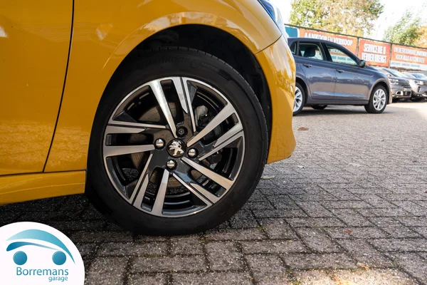 Peugeot 208 (2021) — foto 4 van 31