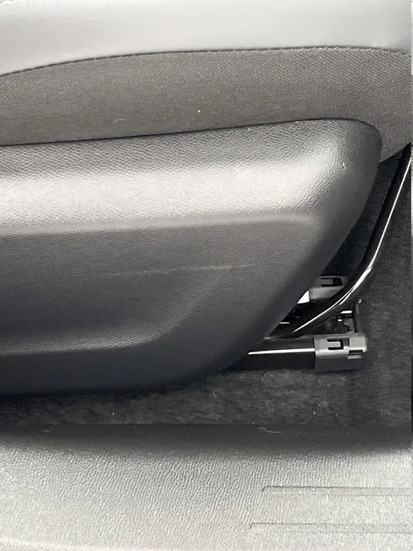 Peugeot E-208 (2025) — foto 69 van 74