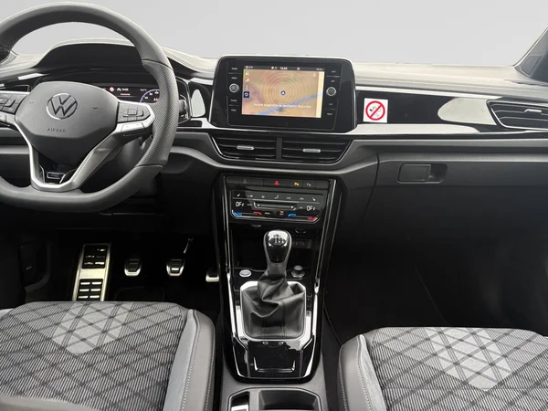 VOLKSWAGEN T-Roc (2025) — foto 8 van 16