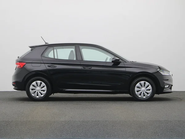 SKODA Fabia (2024) — foto 2 van 20