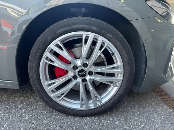 AUDI A5 SW (2025) — foto 17 van 24