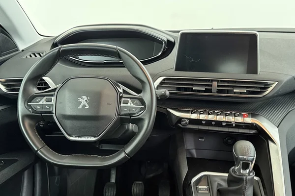 Peugeot 3008 (2019) — foto 8 van 25