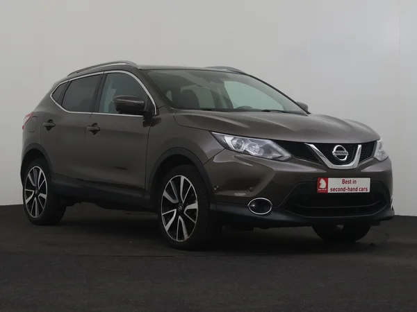 NISSAN Qashqai (2017) — foto 23 van 28