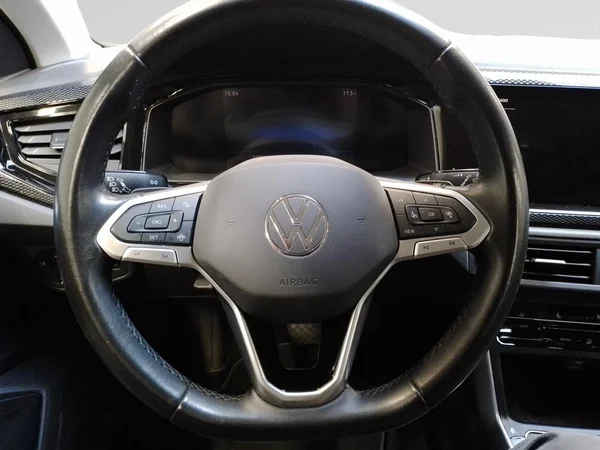 VOLKSWAGEN Polo (2024) — foto 5 van 23