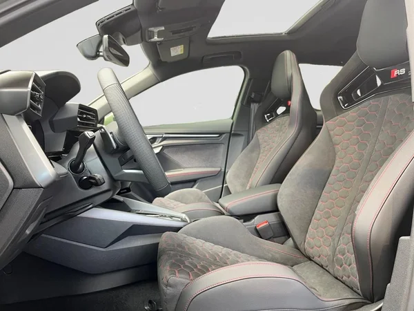 AUDI RS3 Sportback (2026) — foto 14 van 20