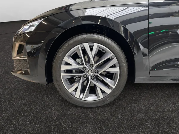 SKODA Octavia (2025) — foto 5 van 14