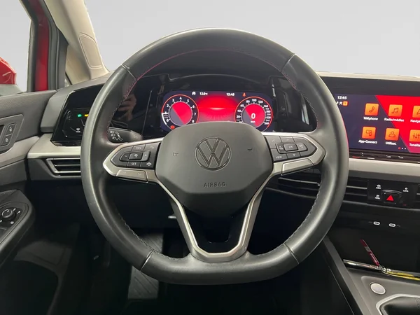 VOLKSWAGEN Golf VIII (2023) — foto 18 van 20