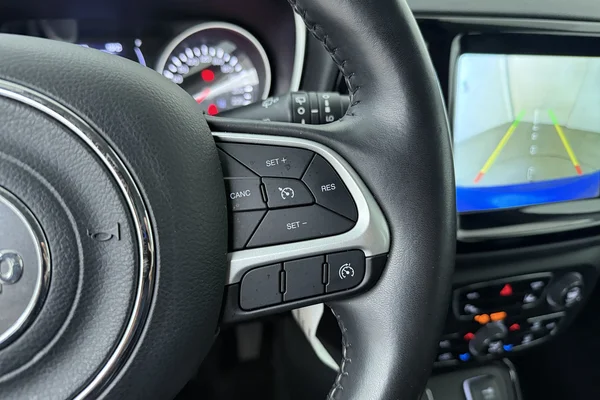 Jeep Compass (2019) — foto 7 van 17