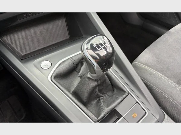 Volkswagen Golf Variant VIII (2023) — foto 9 van 26