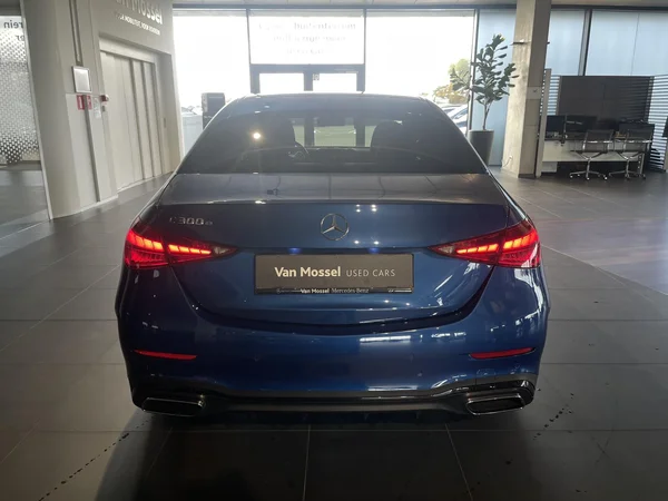 Mercedes-Benz C-Klasse (2024) — foto 12 van 16