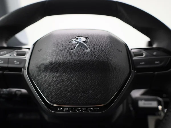 Peugeot 208 (2023) — foto 19 van 36