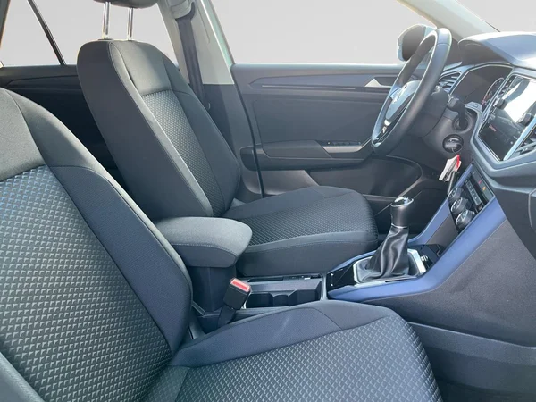 VOLKSWAGEN T-Roc (2021) — foto 11 van 20