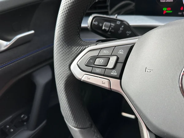 VOLKSWAGEN Tayron (2025) — foto 21 van 21