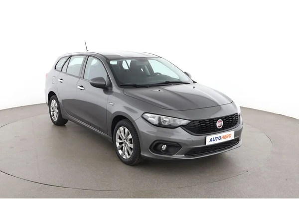 Fiat Tipo (2020) — foto 14 van 16