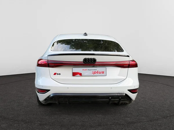 AUDI S6 Sportback e-tron (2026) — foto 9 van 22
