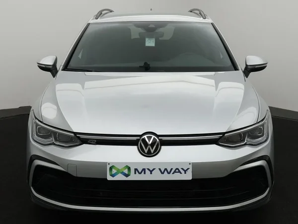 Volkswagen Golf (2024) — foto 9 van 31