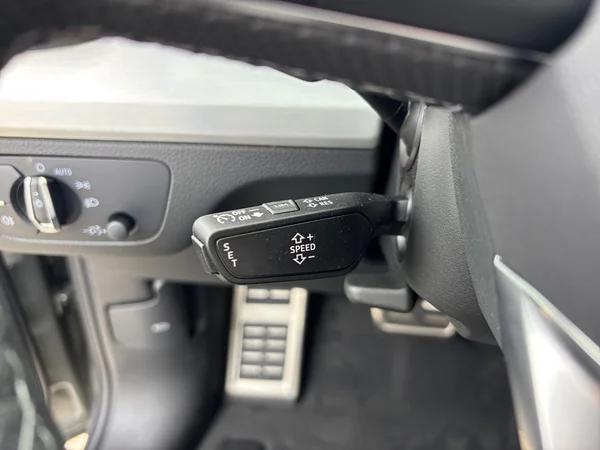 AUDI Q5 Sportback (2025) — foto 2 van 19