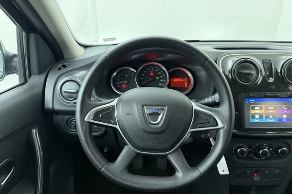Dacia Sandero (2018) — foto 2 van 22