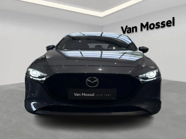 Mazda 3 (2021) — foto 12 van 19