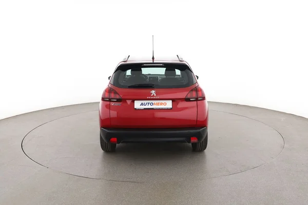 Peugeot 2008 (2008) — foto 11 van 16
