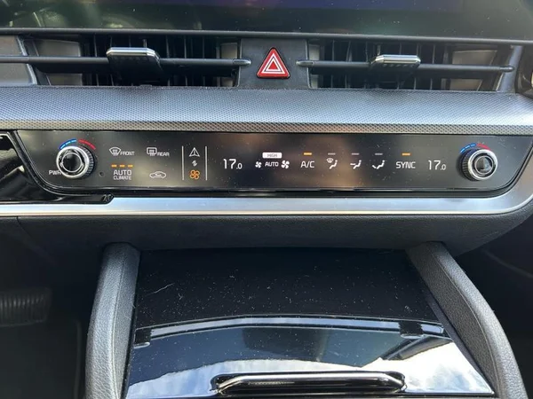 KIA Sportage (2024) — foto 10 van 32