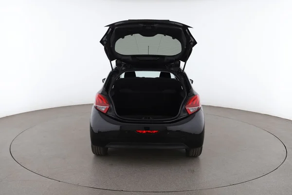Peugeot 208 (2019) — foto 7 van 16